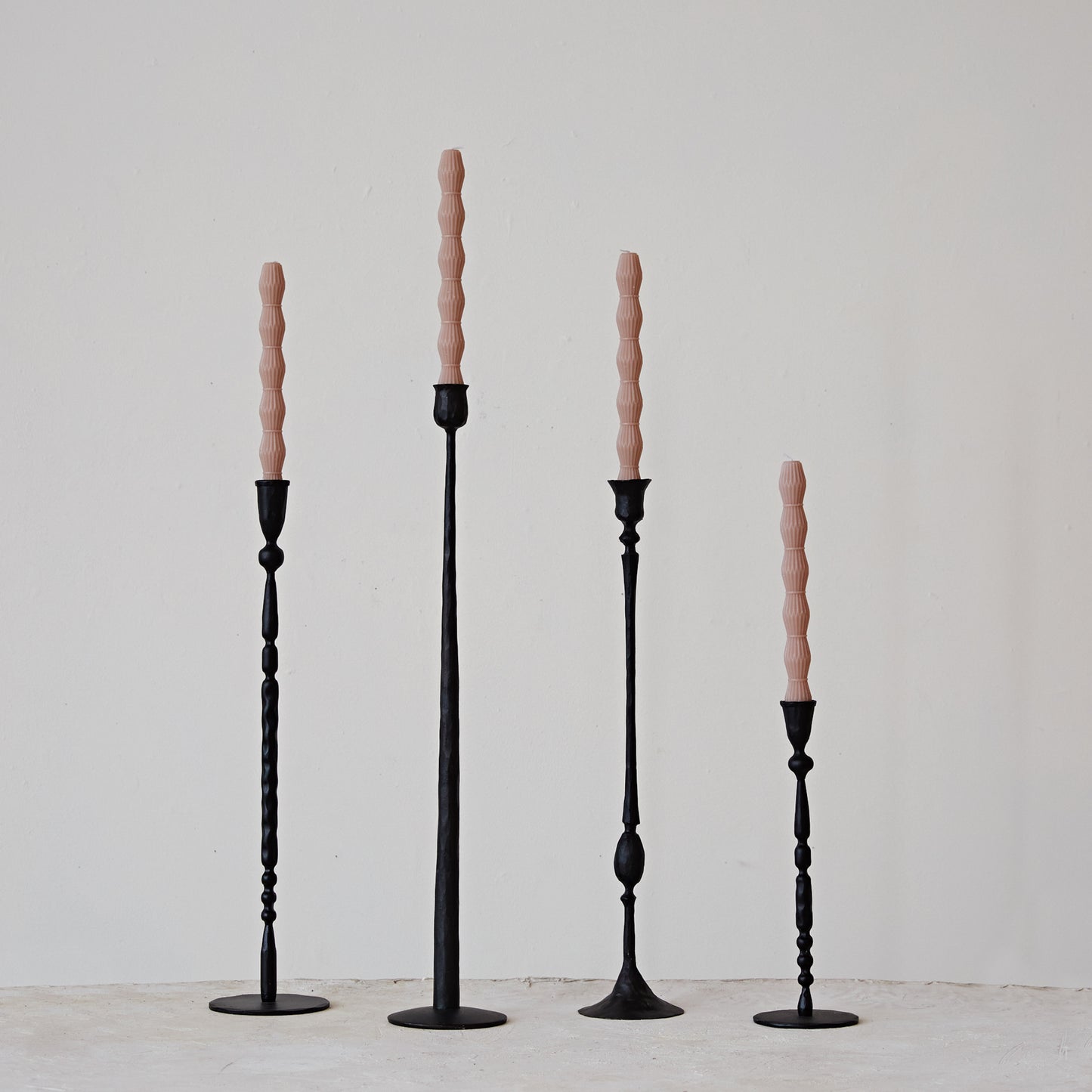 Candelabro de Hierro Forjado para Vela Delgada, Negro