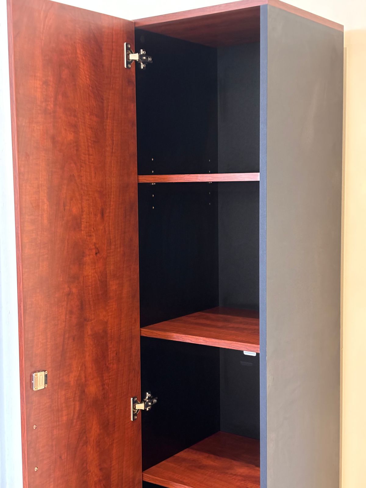 Gabinete Alto Simple CH/BLK