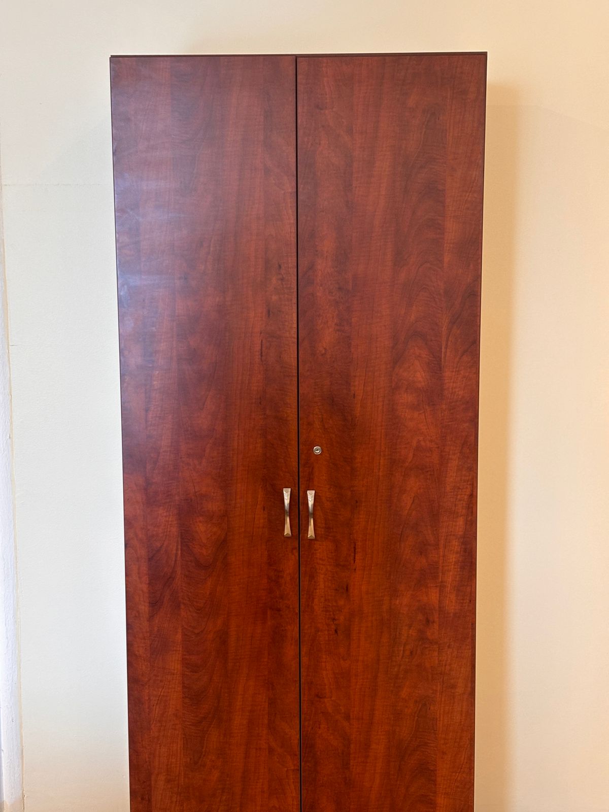 Gabinete Alto Dos Puertas CH/BLK