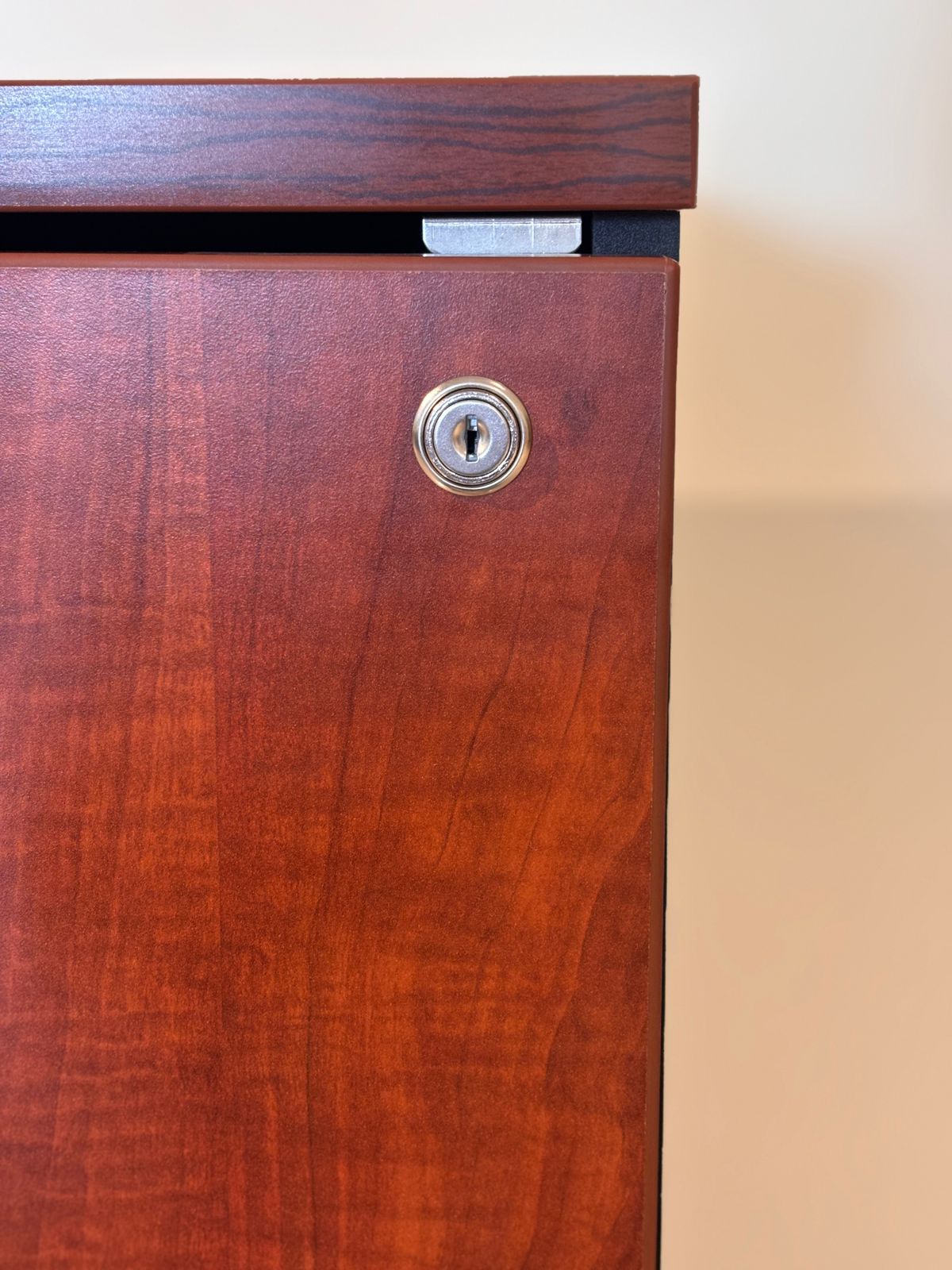 Gabinete Bajo Izquierda