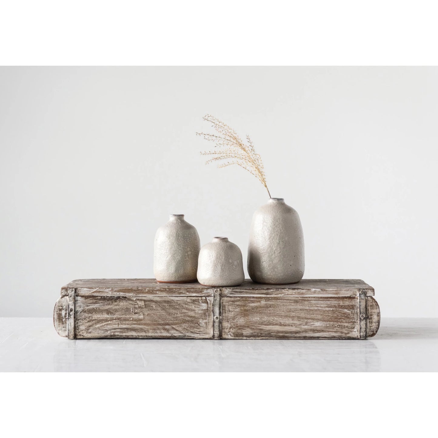 Set de 3 Jarrones de Terracota. Color Arena gris
