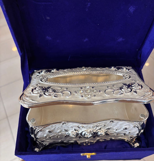 Cajita Porta Pañuelos de Peltre Acabado Plata + Caja de Terciopelo