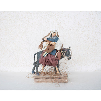 Figura de Virgen María con Niño Jesús