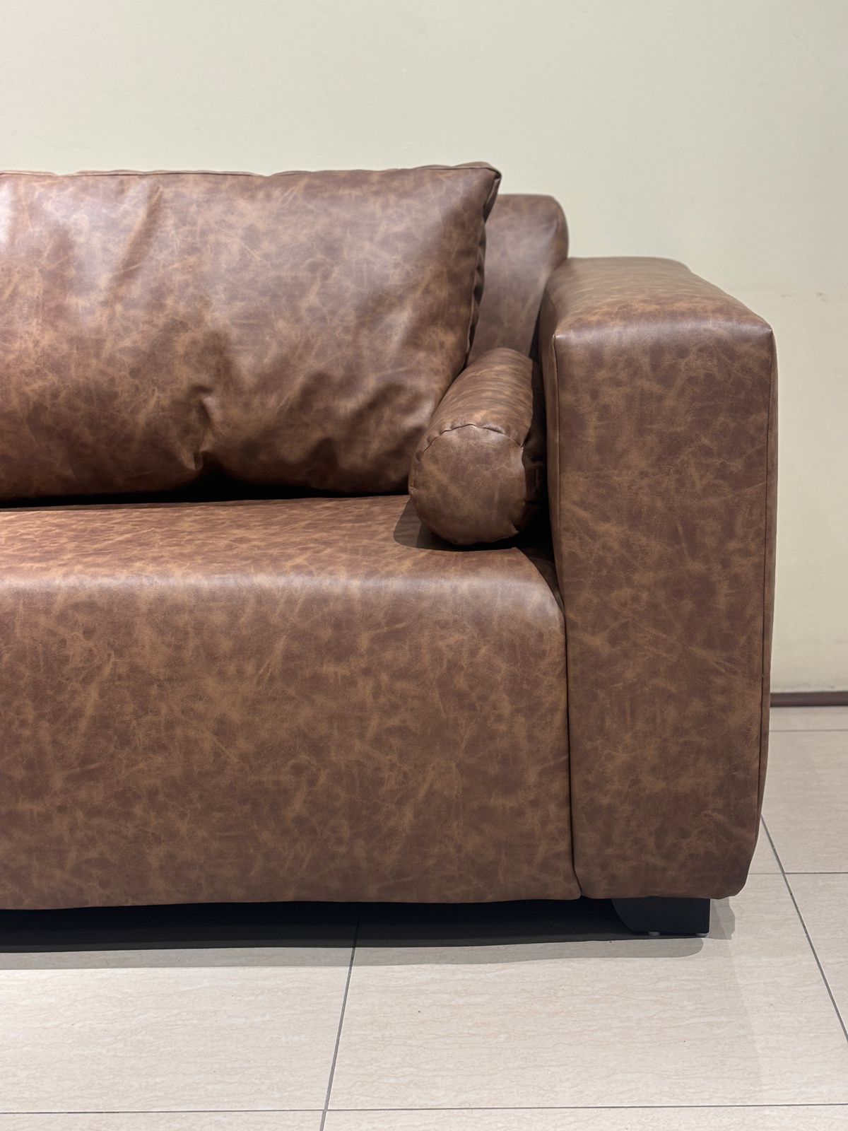 Sofa Eco Cuero Angel